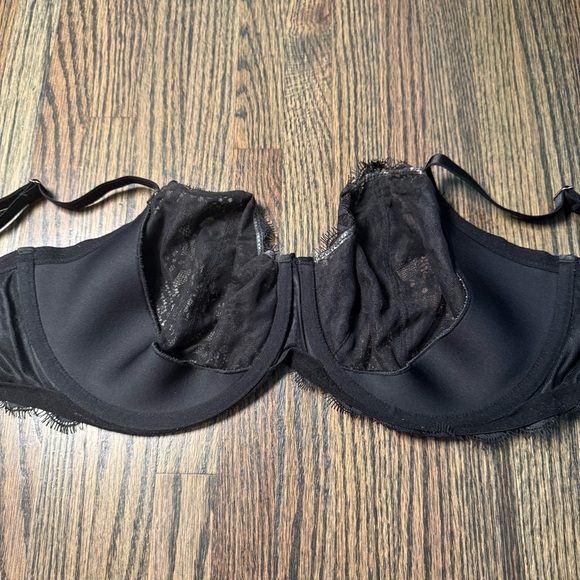 Victoria’s Secret black lace push up without padding bra size 38DDD - Picture 5 of 6